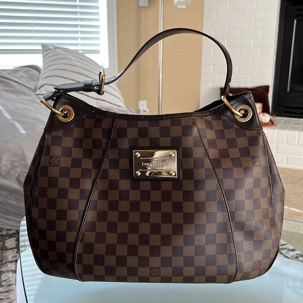 Authentic Louis Vuitton Galliera Pm